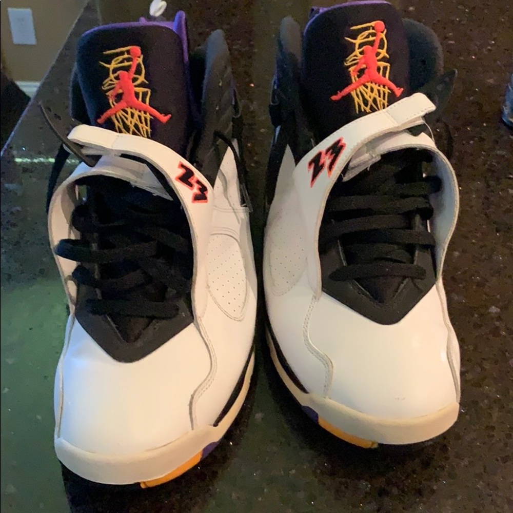 Air Jordan 8